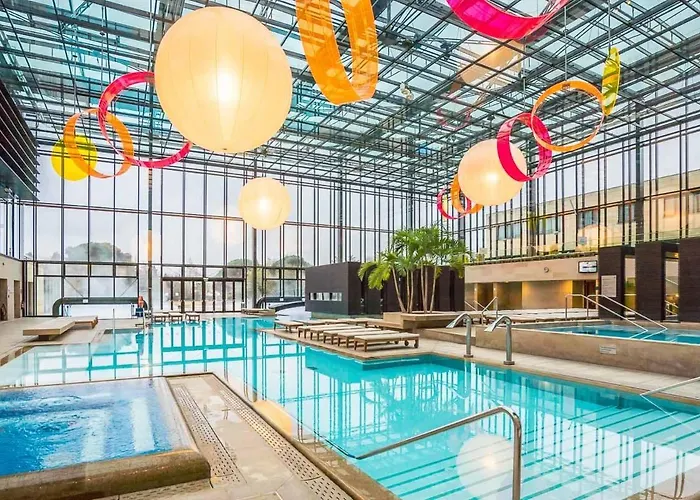 Penthouse Jolanda Meran-o *