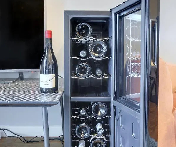 Penthouse Jolanda Meran-o